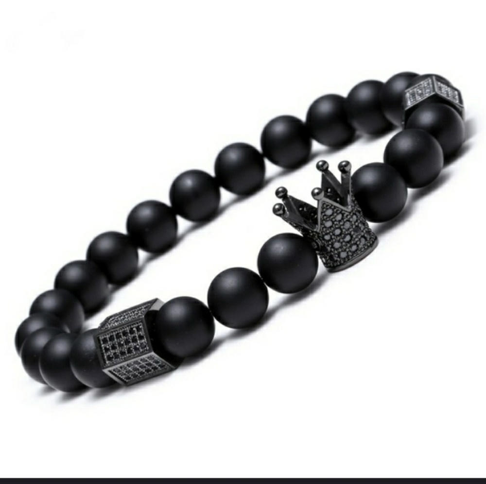 👑 Exquisite natural stone crown beaded bracelet